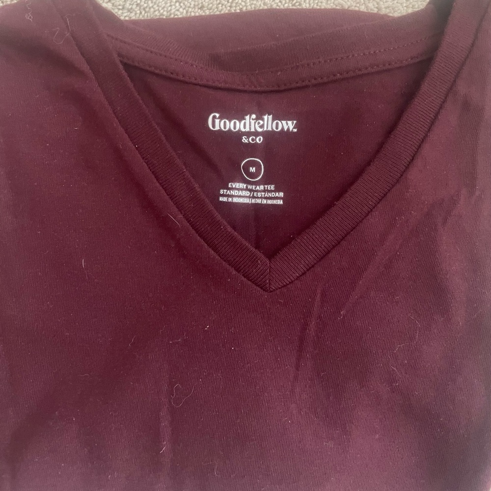 Goodfellow & Co. :  Burgundy V-Neck Tee Size Medium